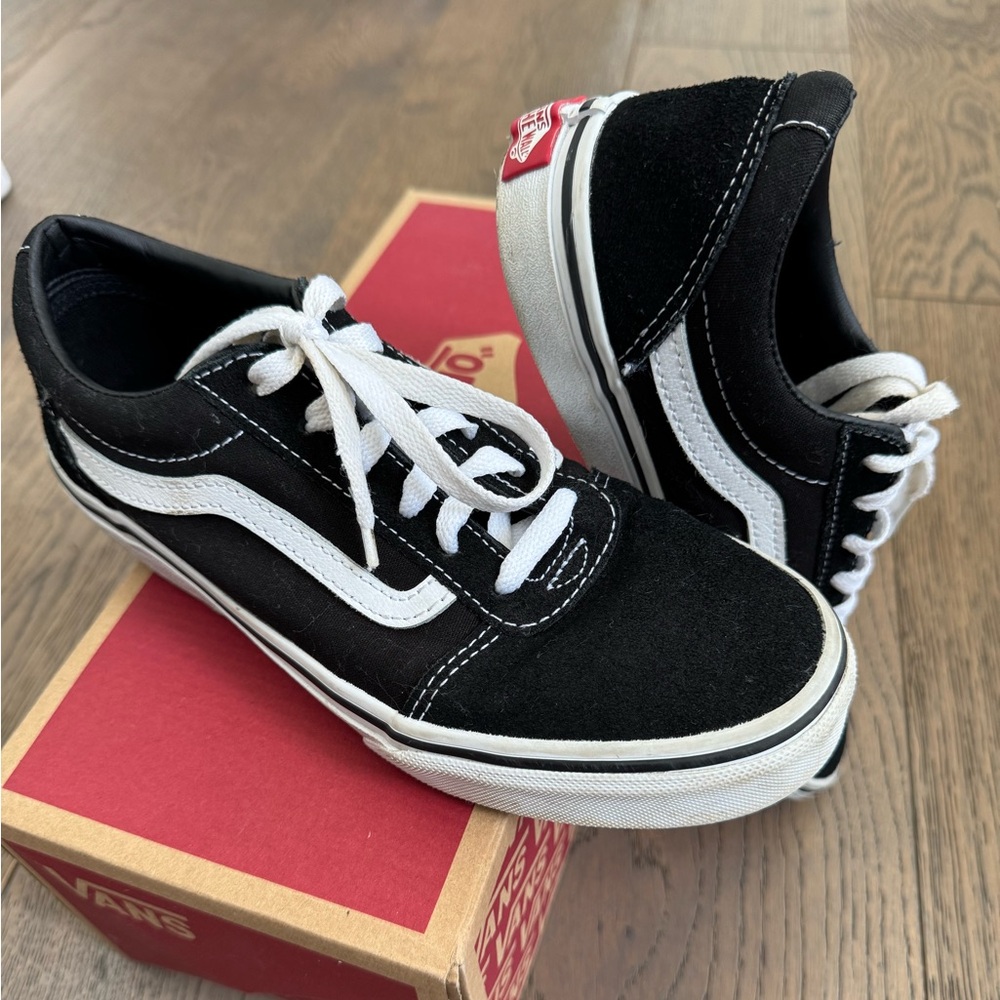 Vans Classic Old School Skate Street Shoes Size 5 Mens